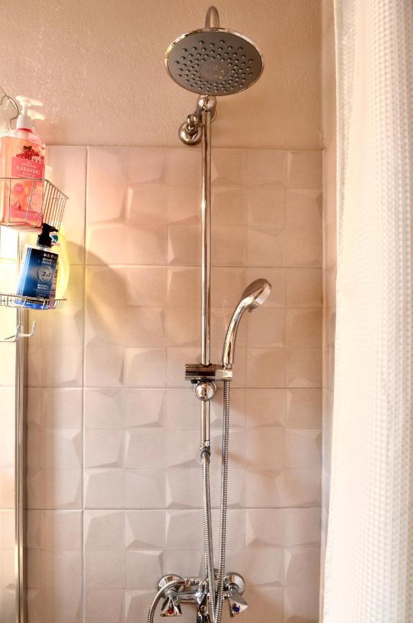 קמנה וורלה Downtown Apartment מראה חיצוני תמונה