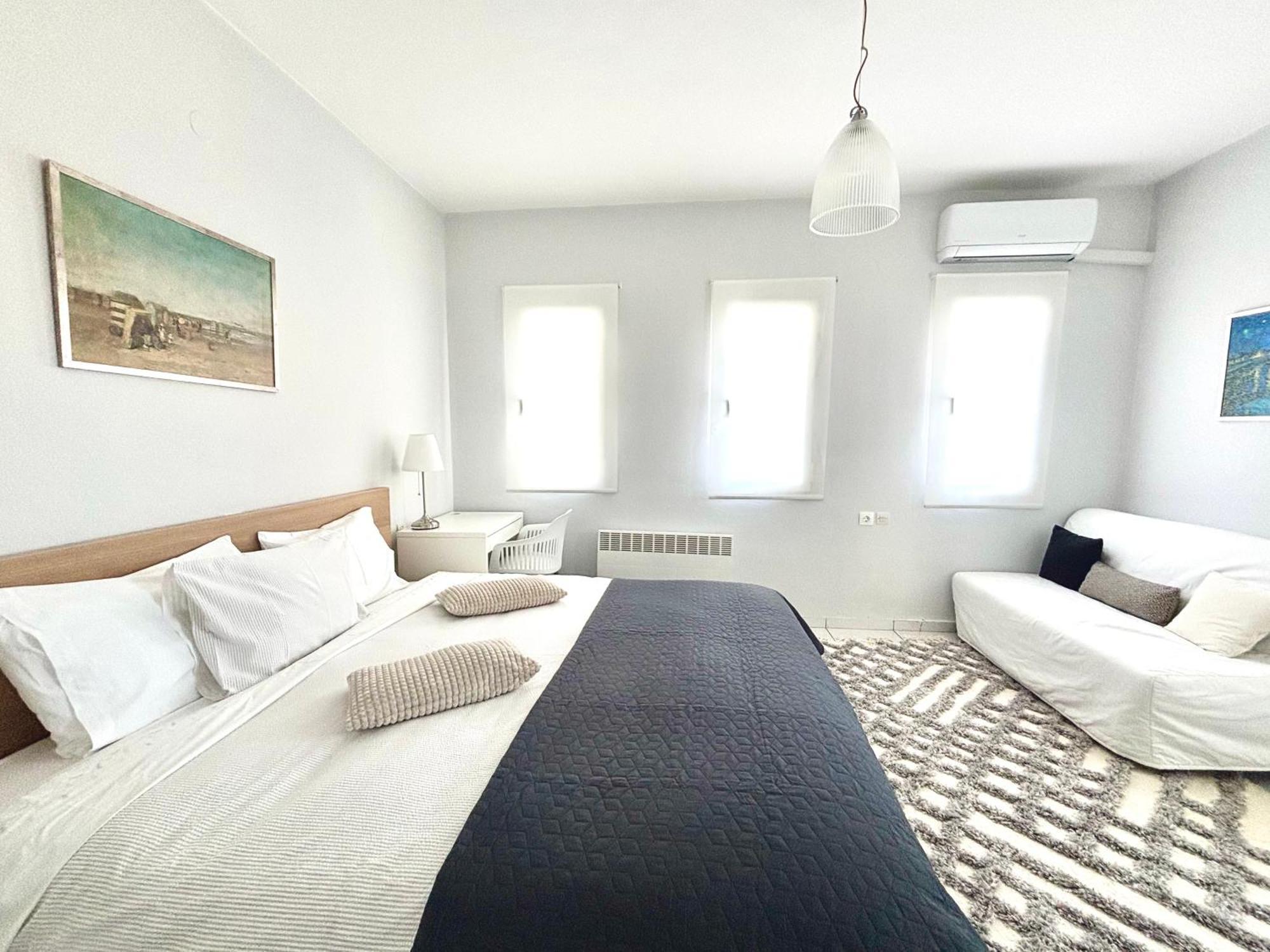 קמנה וורלה Downtown Apartment מראה חיצוני תמונה